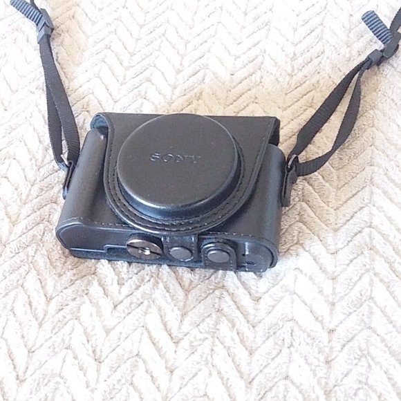Sony LCJ-HWA Camera Case With Neck Strap - Black